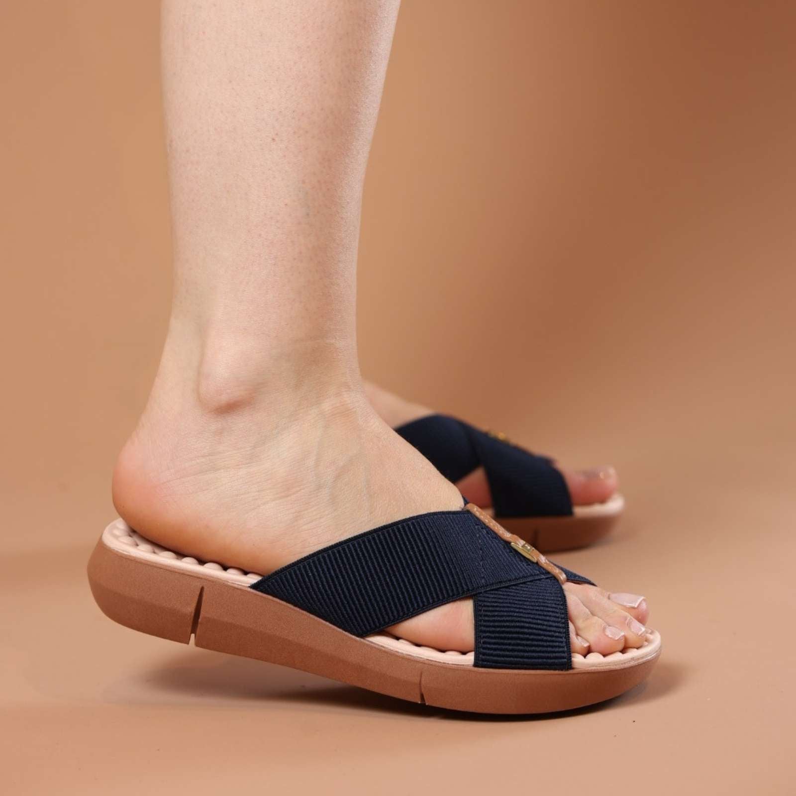 Tamanco Anatômico Helenna® - Sinta o Conforto de Andar nas Nuvens