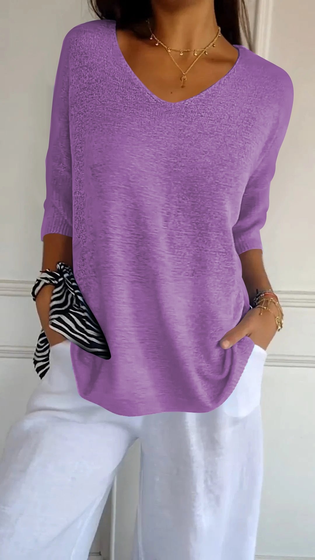 Kit 3 Blusas Luna® em Malha Leve – Decote V Elegante