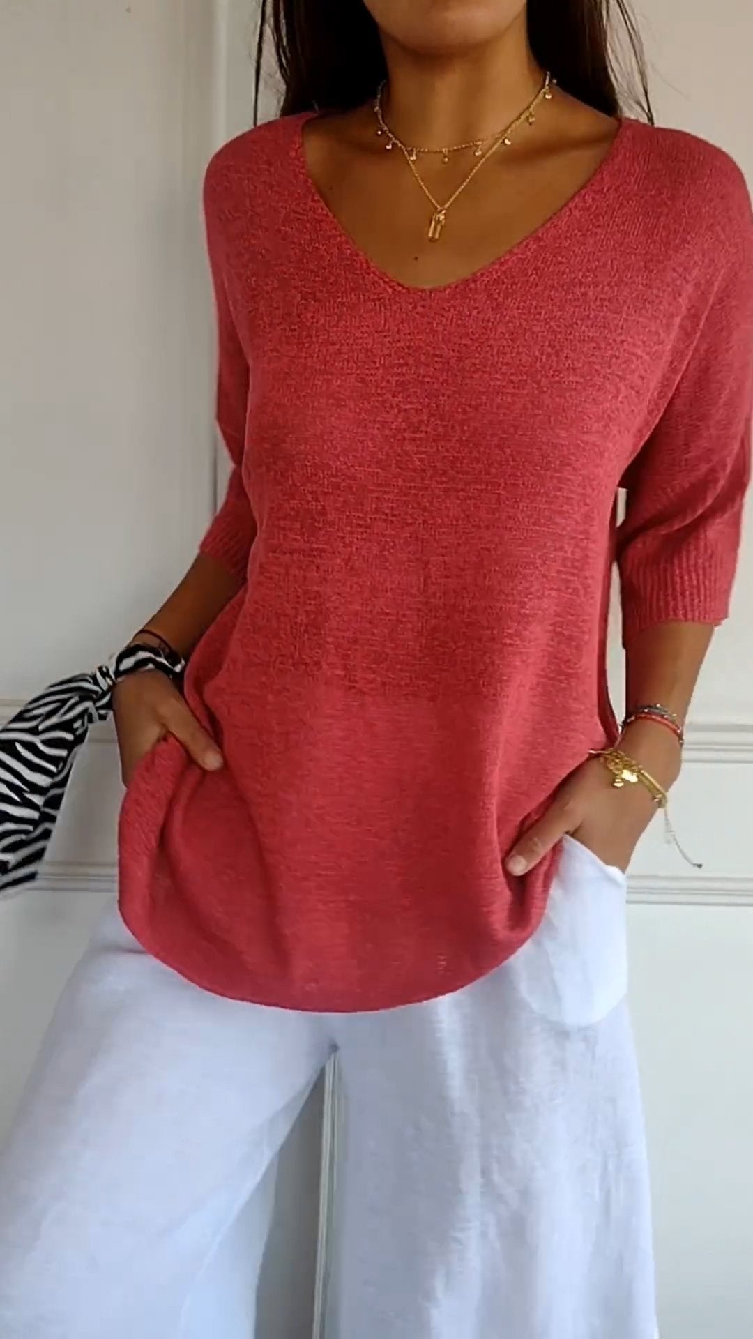 Kit 3 Blusas Luna® em Malha Leve – Decote V Elegante